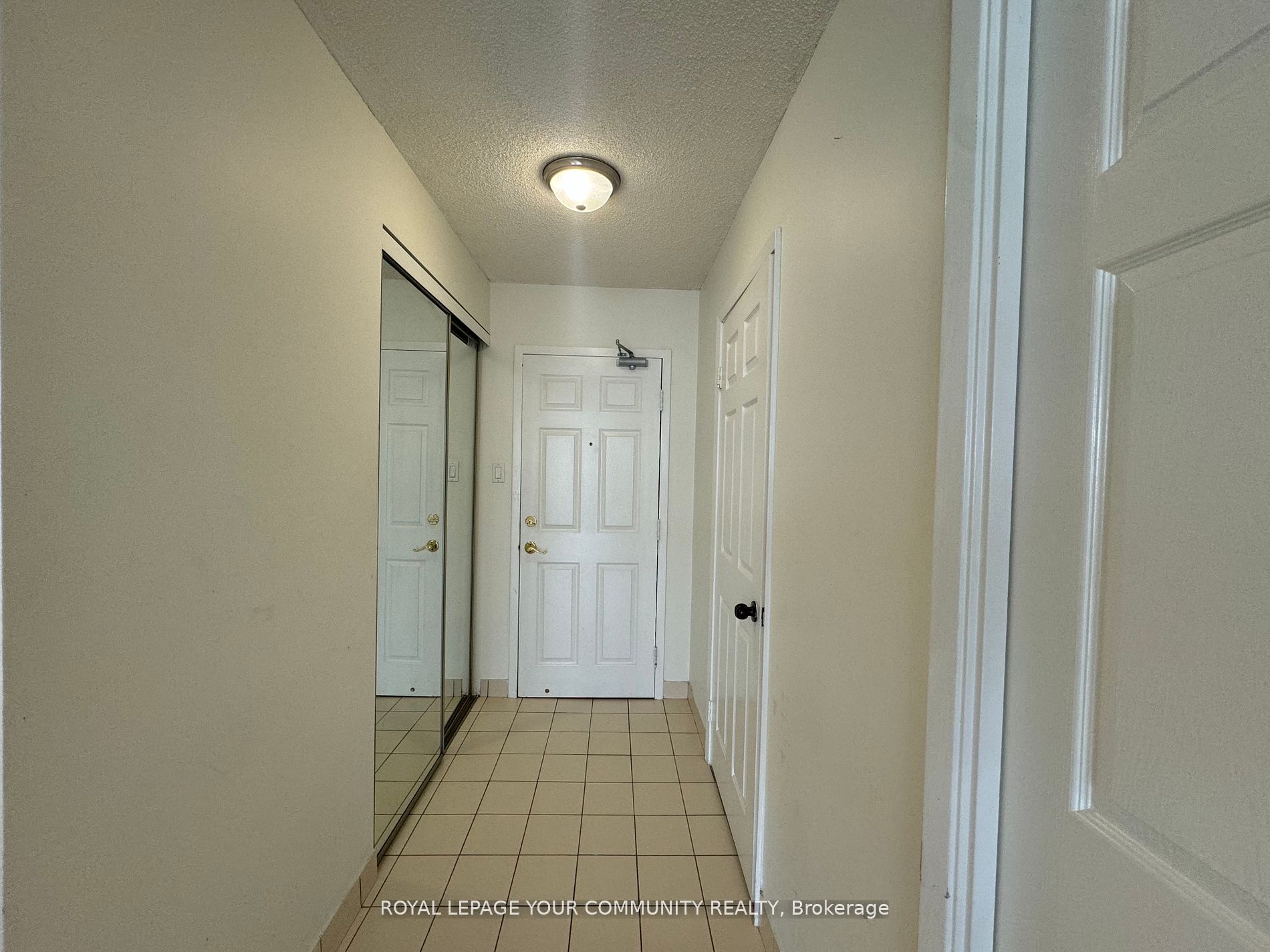 175 Cedar Avenue N, #608