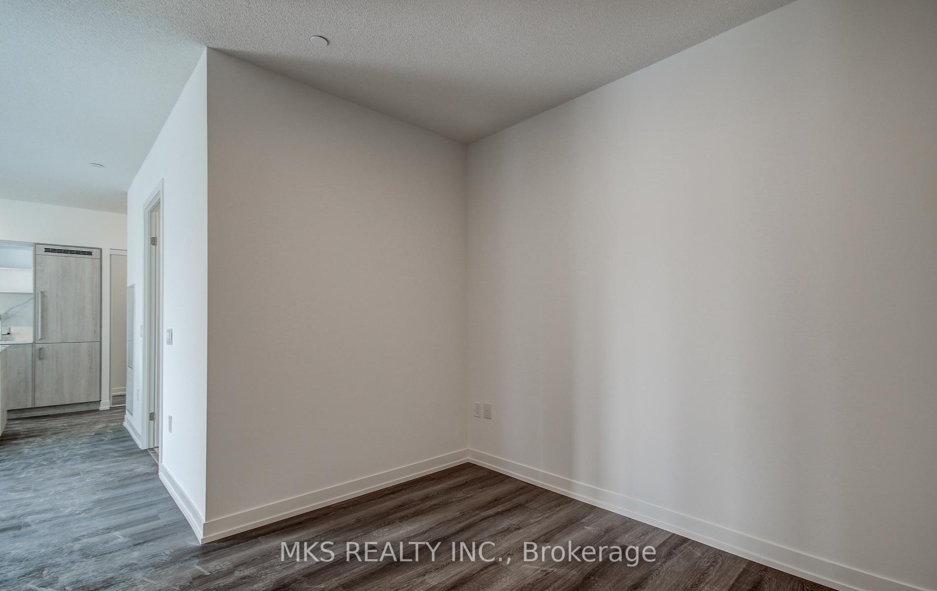 3 Bedrooms Condo at 138 Downes,  Toronto For sale