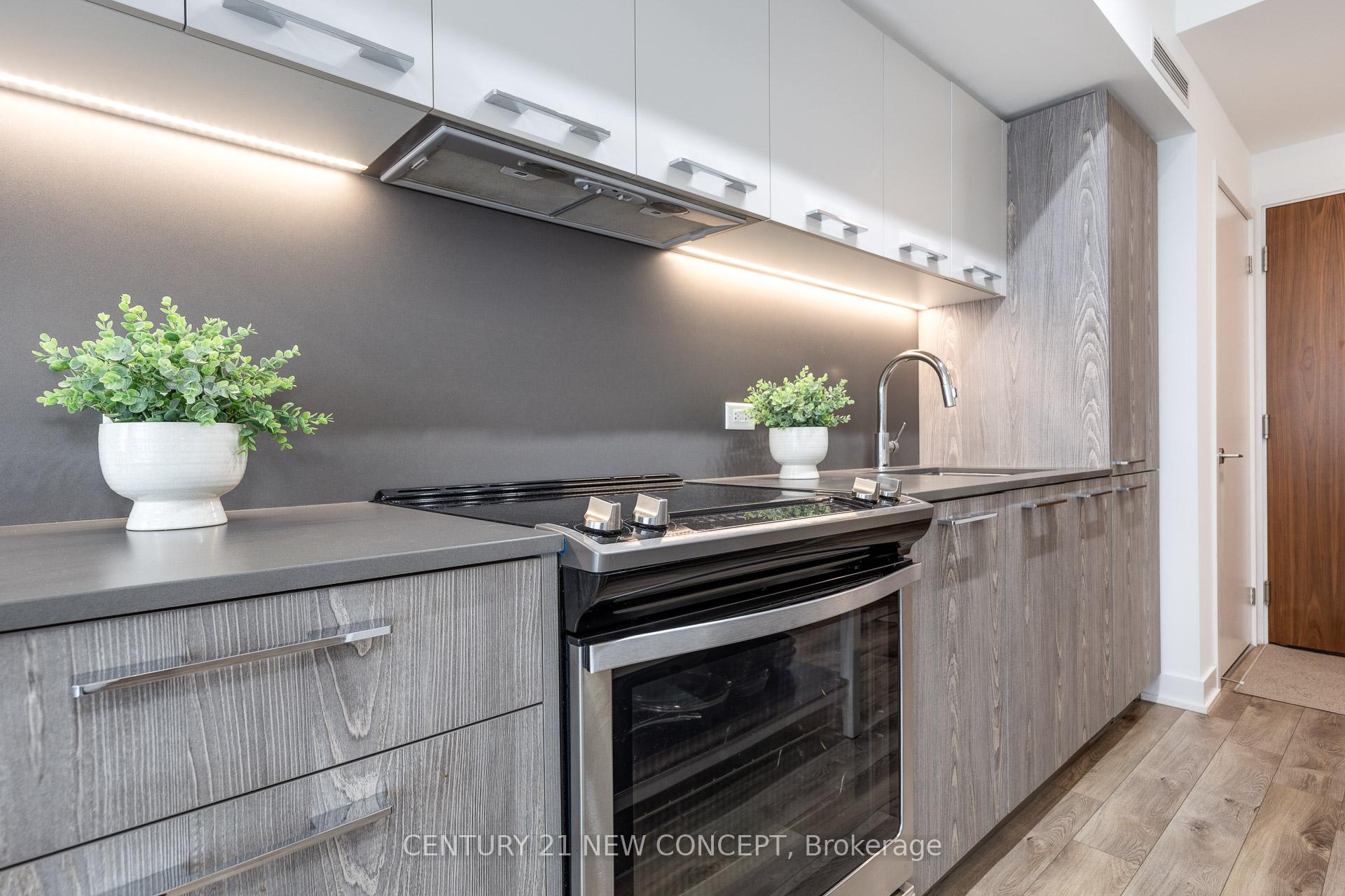 1 Bedroom Condo at 30 Baseball, Toronto For sale