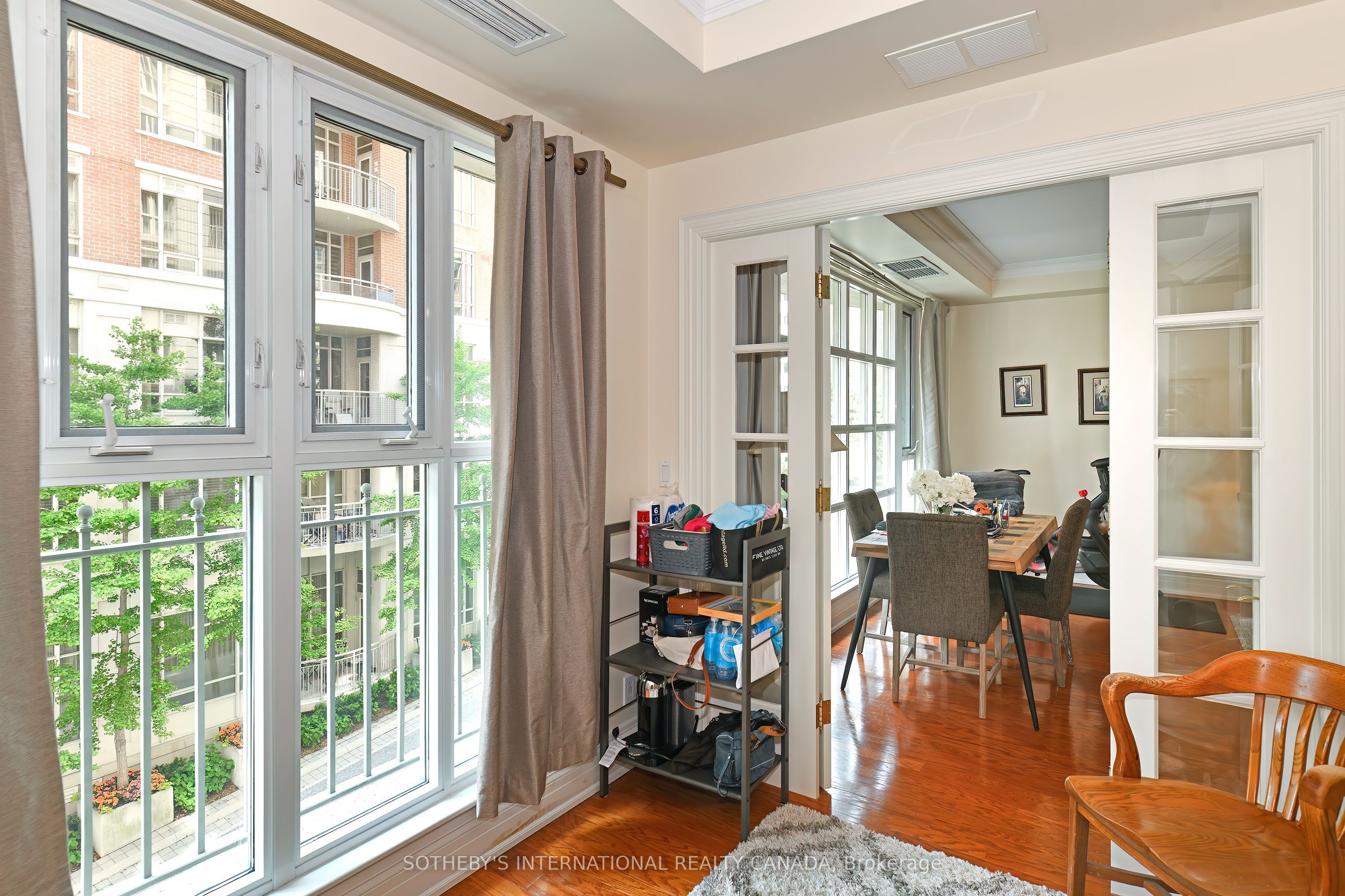 33 Delisle Avenue, #304