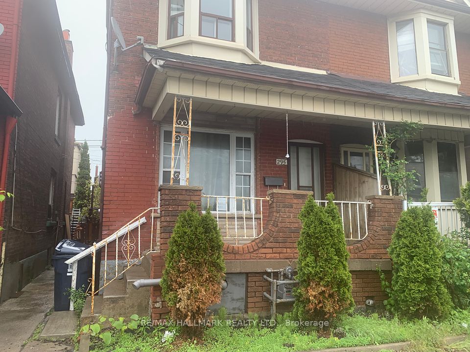 295 Old Weston
