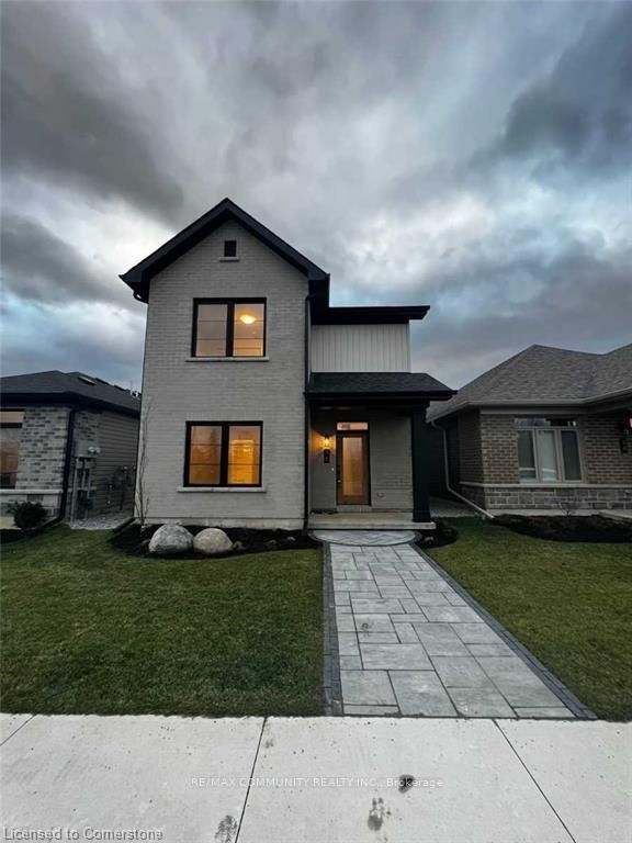 96 Riverstone Way, Belleville Thurlow Ward