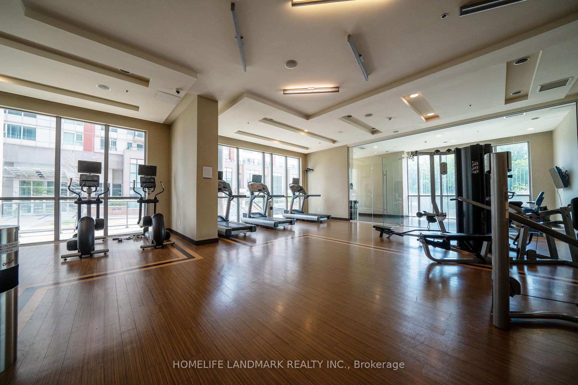 2 Bedrooms Condo at 50 Town Centre, Toronto For sale