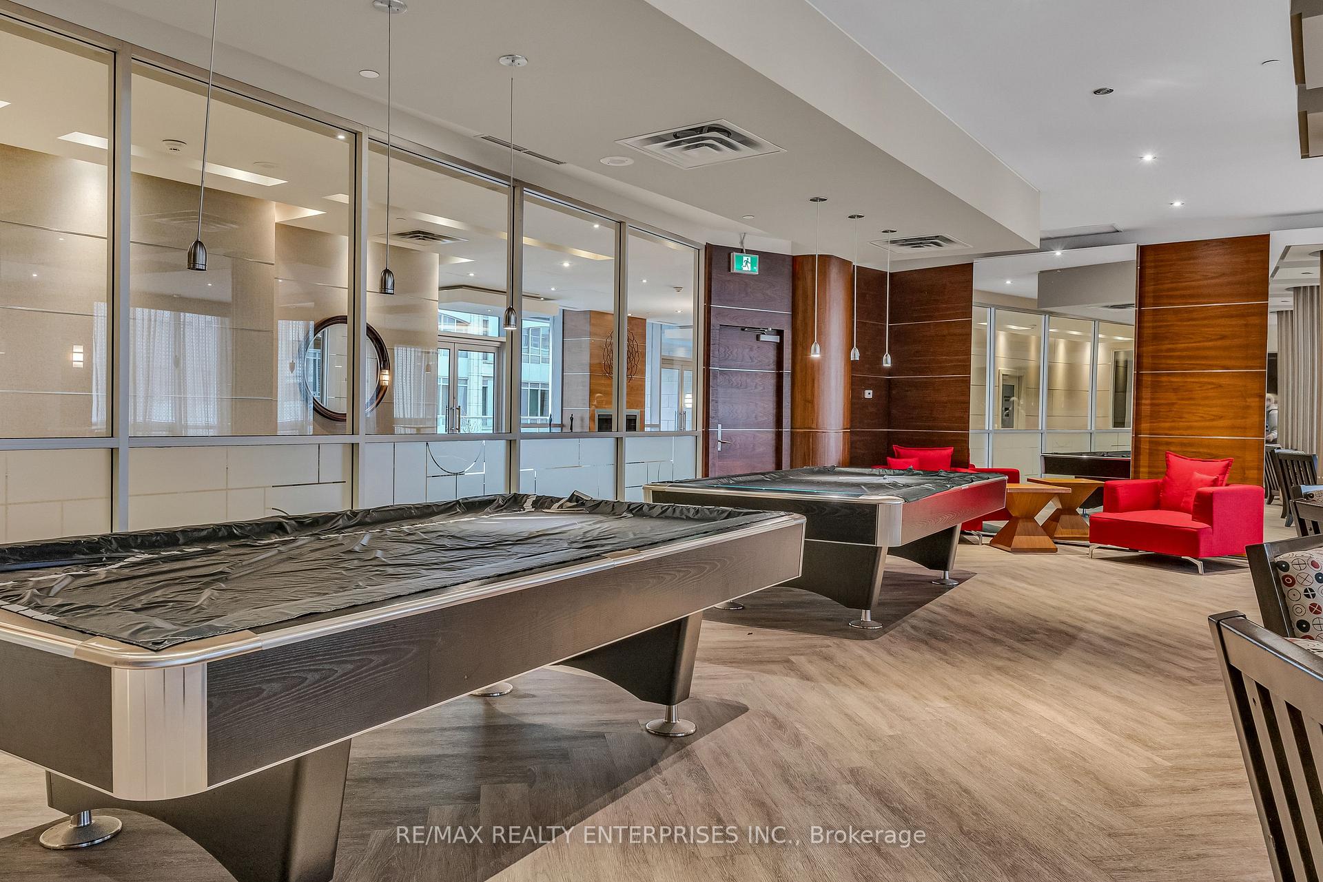 2 Bedrooms Condo at 763 Bay, Toronto For sale