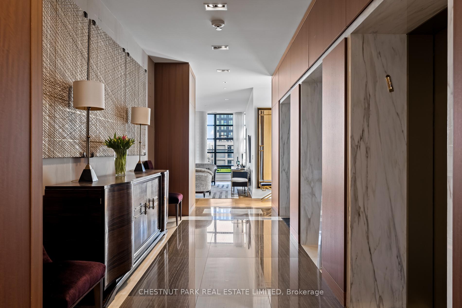 3 Bedrooms Condo at 170 Chiltern Hill, Toronto For sale