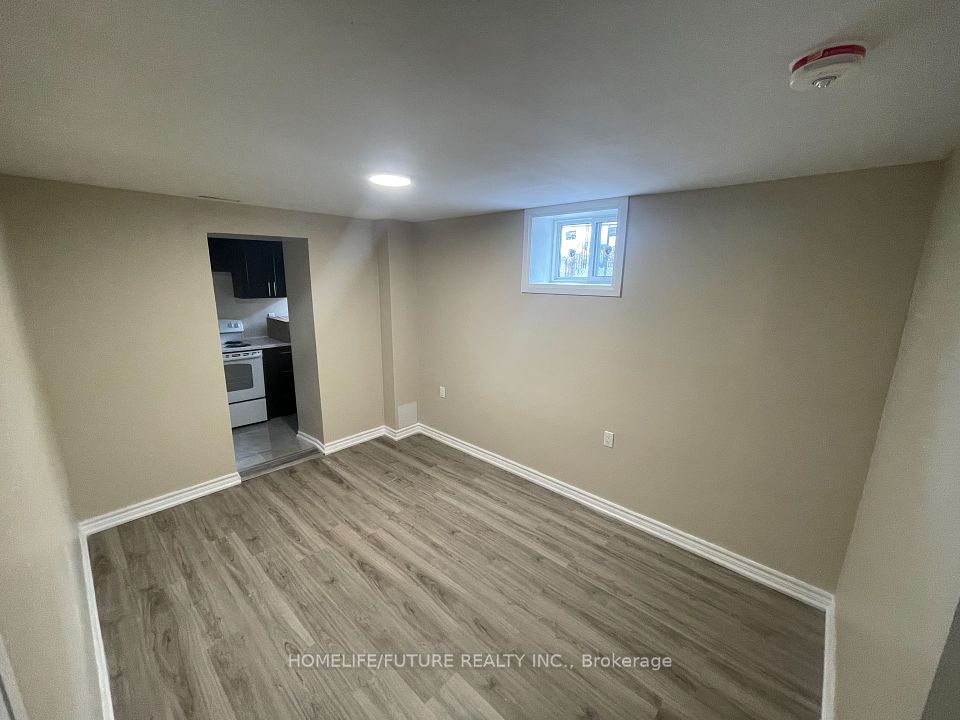 1027 Danforth Road