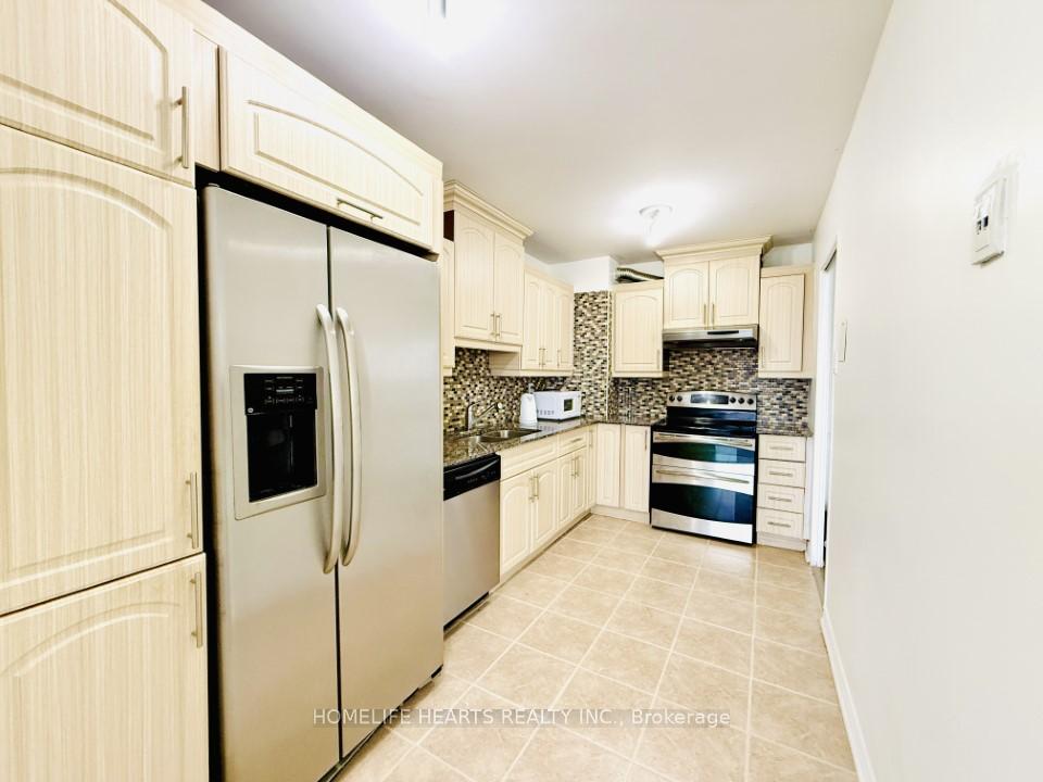 2 Bedrooms Condo at 455 Sentinel, Toronto For sale