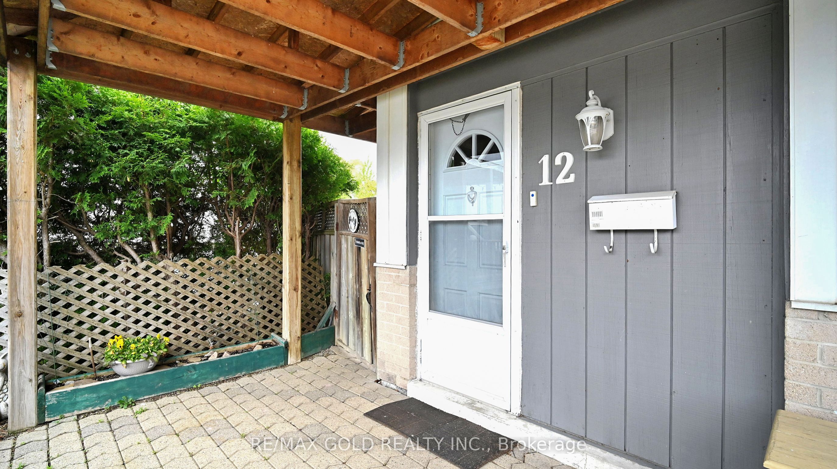 12 Homer Square