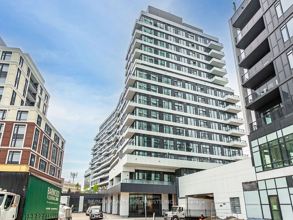 2485 EGLINGTON