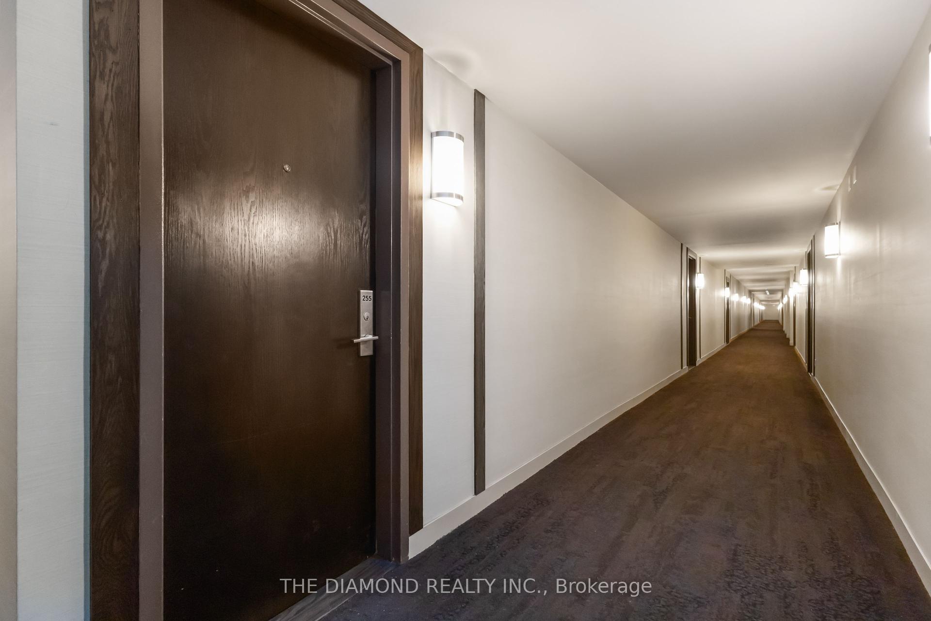 2 Bedrooms Condo at 201 Carlaw, Toronto For sale