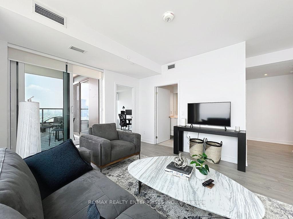 2 Bedrooms Condo at 1928 Lake Shore, Toronto For sale