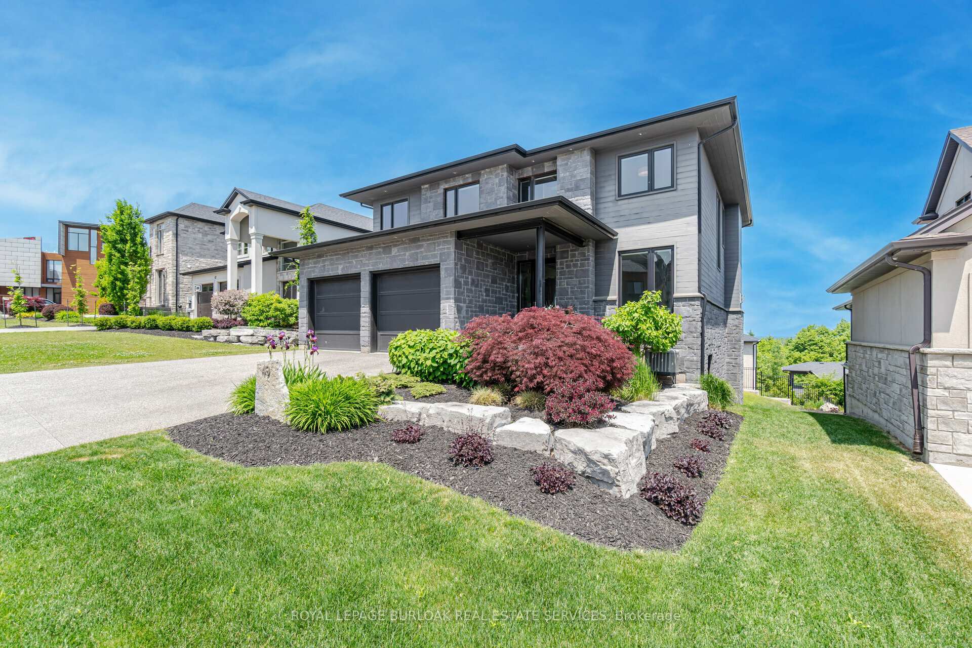 49 Kenmir Avenue, Niagara-on-the-Lake, ON L0S 1J1