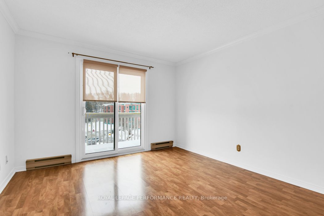 345 CENTRUM Boulevard W, #403