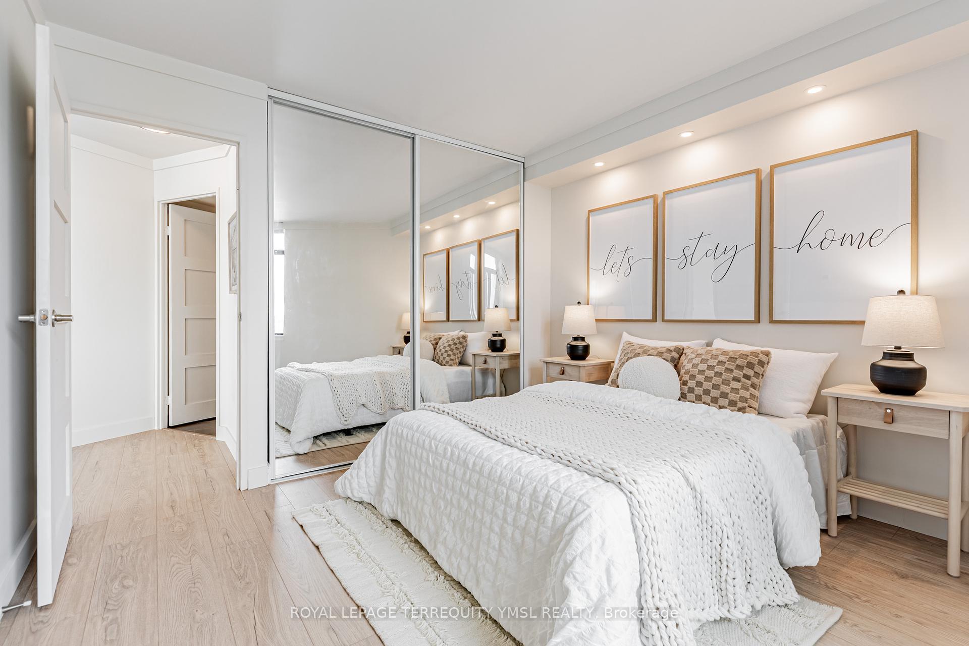 1 Bedroom Condo at 250 Queens, Toronto For sale