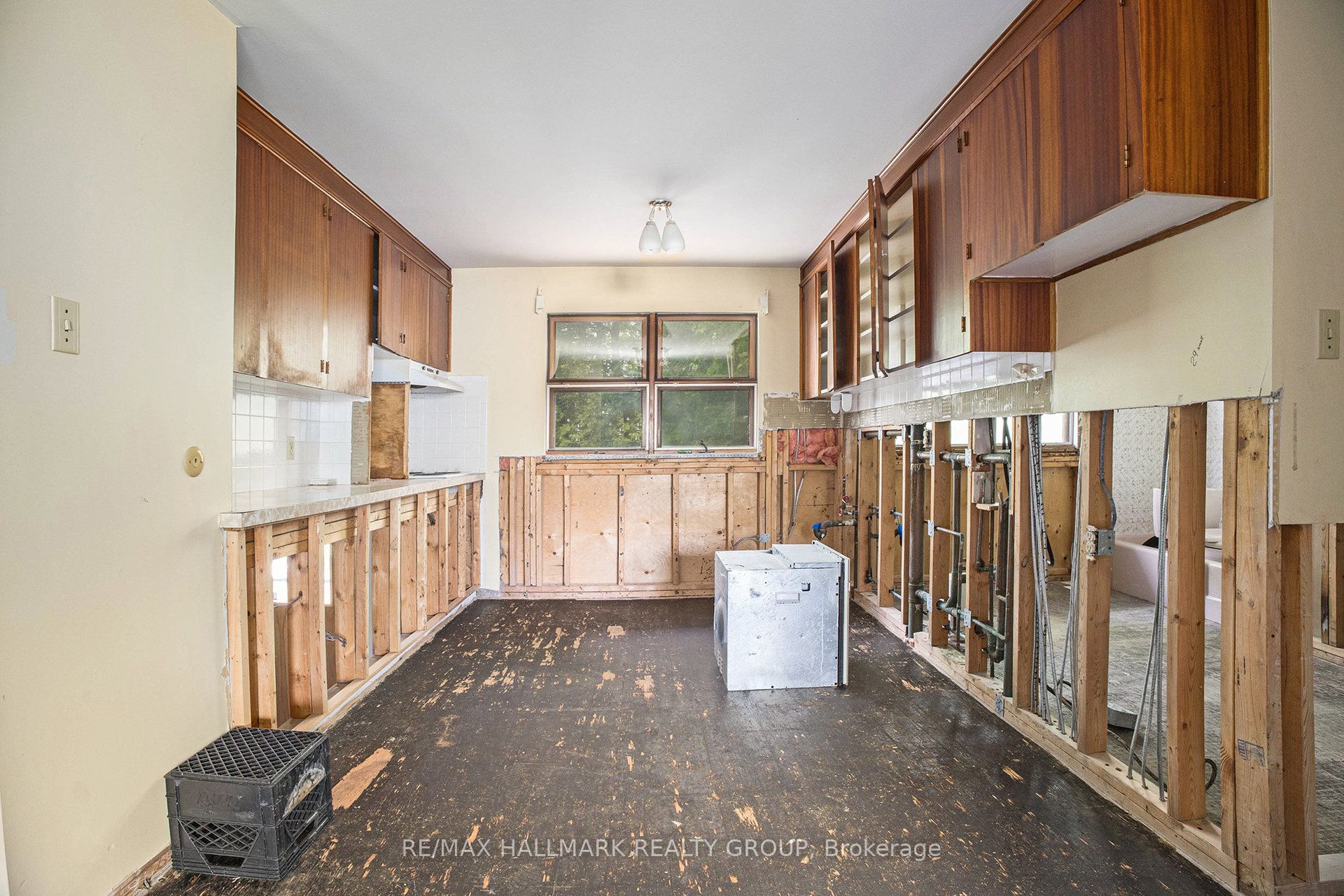 1128 Cummings Avenue