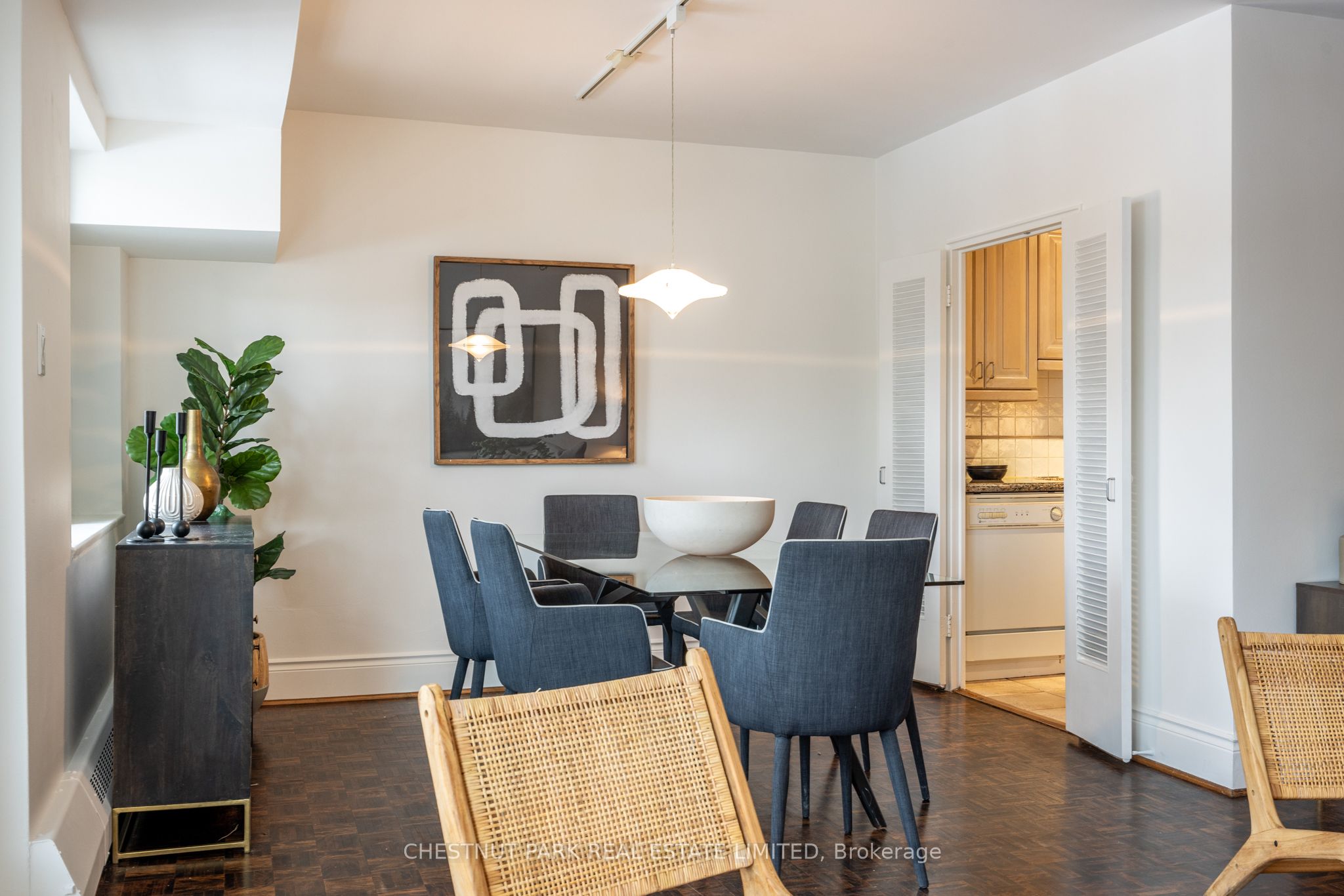 21 Dale Avenue, #704