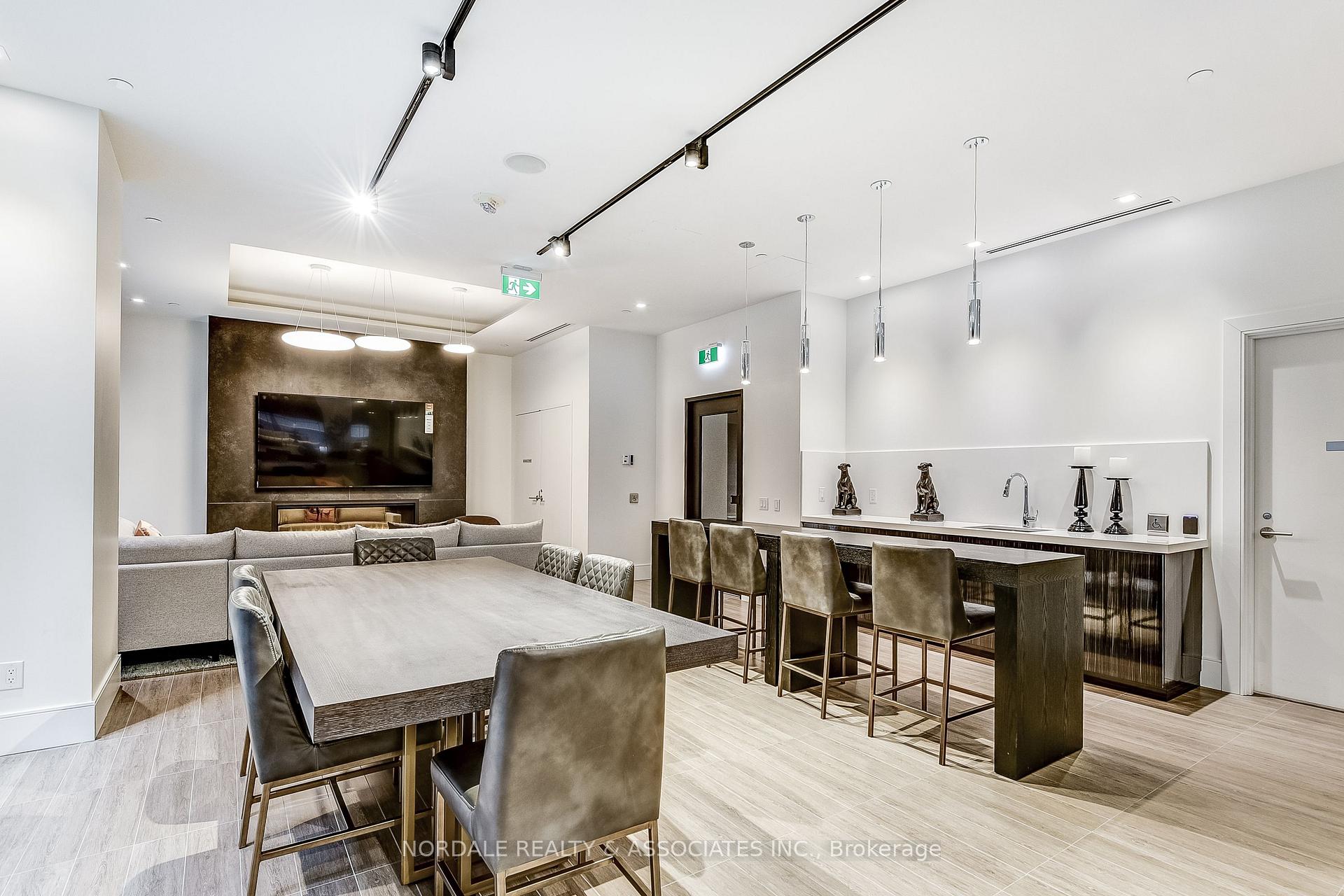 1 Bedroom Condo at 28 Widmer, Toronto For sale