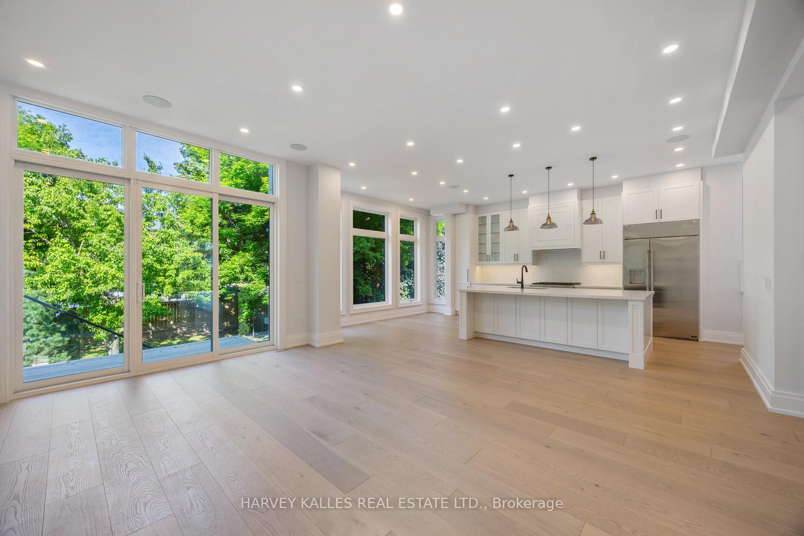 5 Graymar Avenue