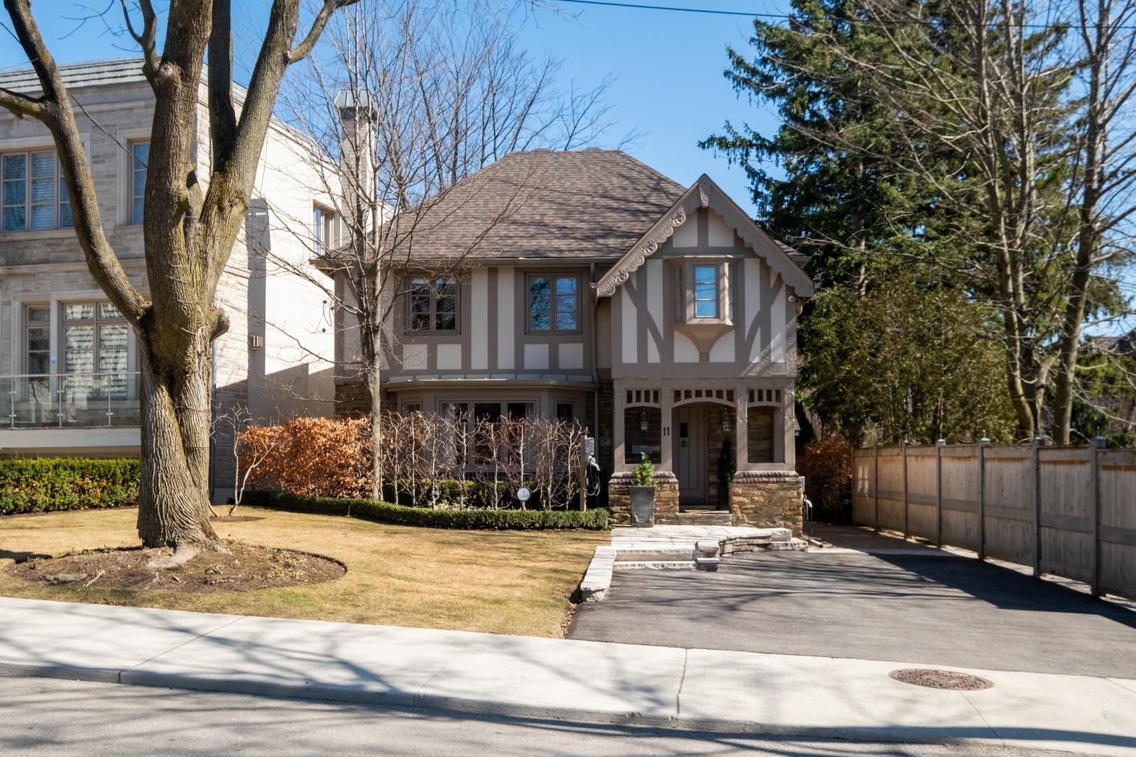 11 Vesta Drive