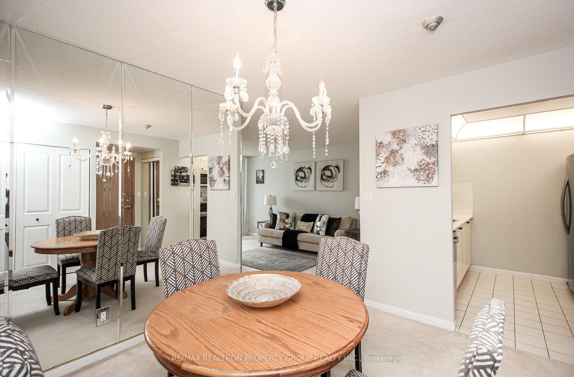 2 Bedrooms Condo at 88 Corporate, Toronto For sale