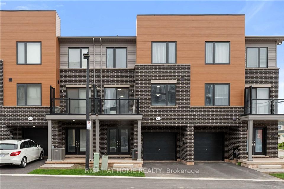 52 Dryden