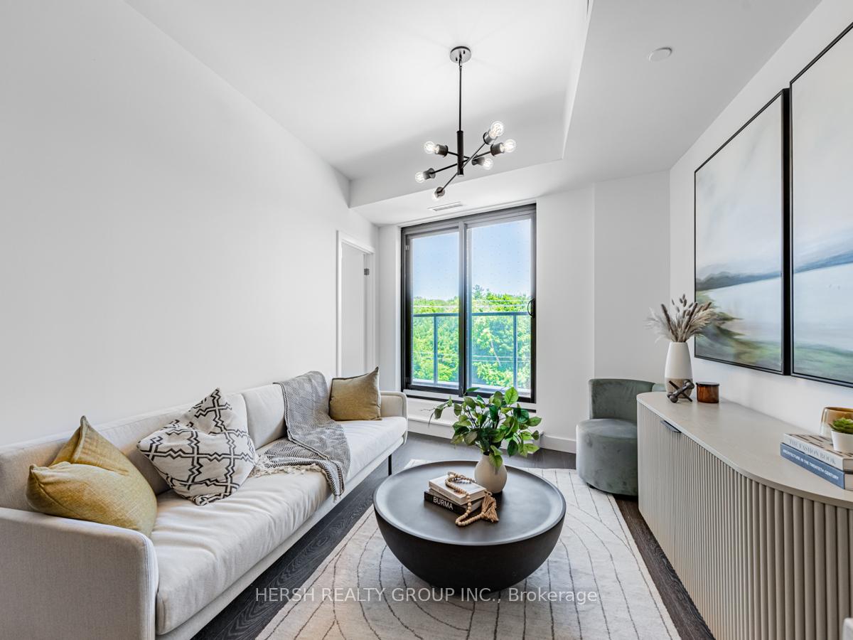 2 Bedrooms Condo at 160 Kingsway,  Toronto For sale