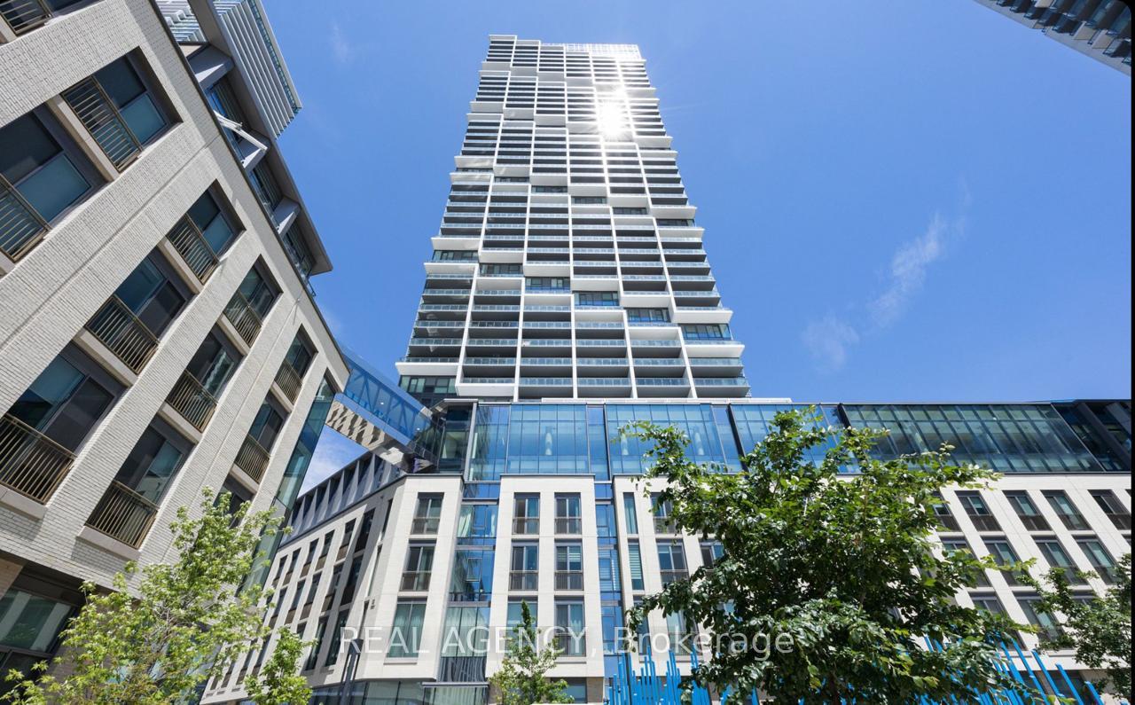 2 Bedrooms Condo at 1000 Portage,  Vaughan For sale