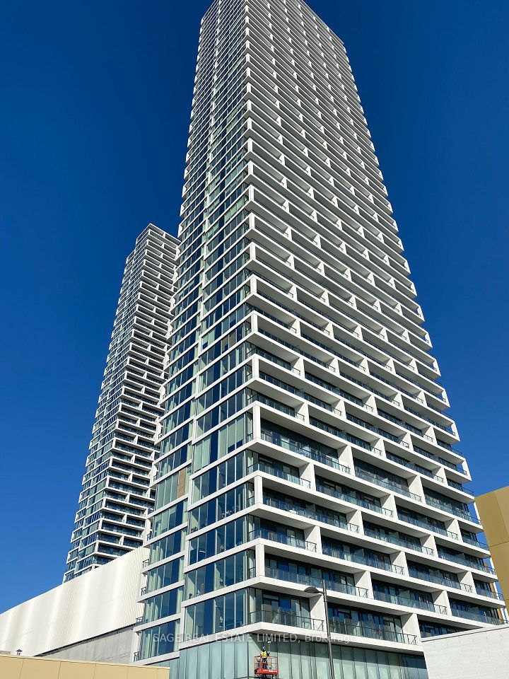 5 Buttermill Avenue