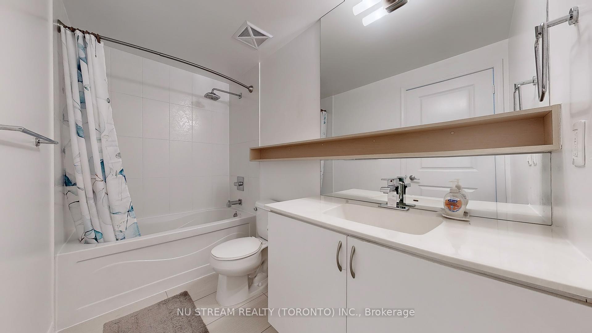 2 Bedrooms Condo at 2885 Bayview, Toronto For sale