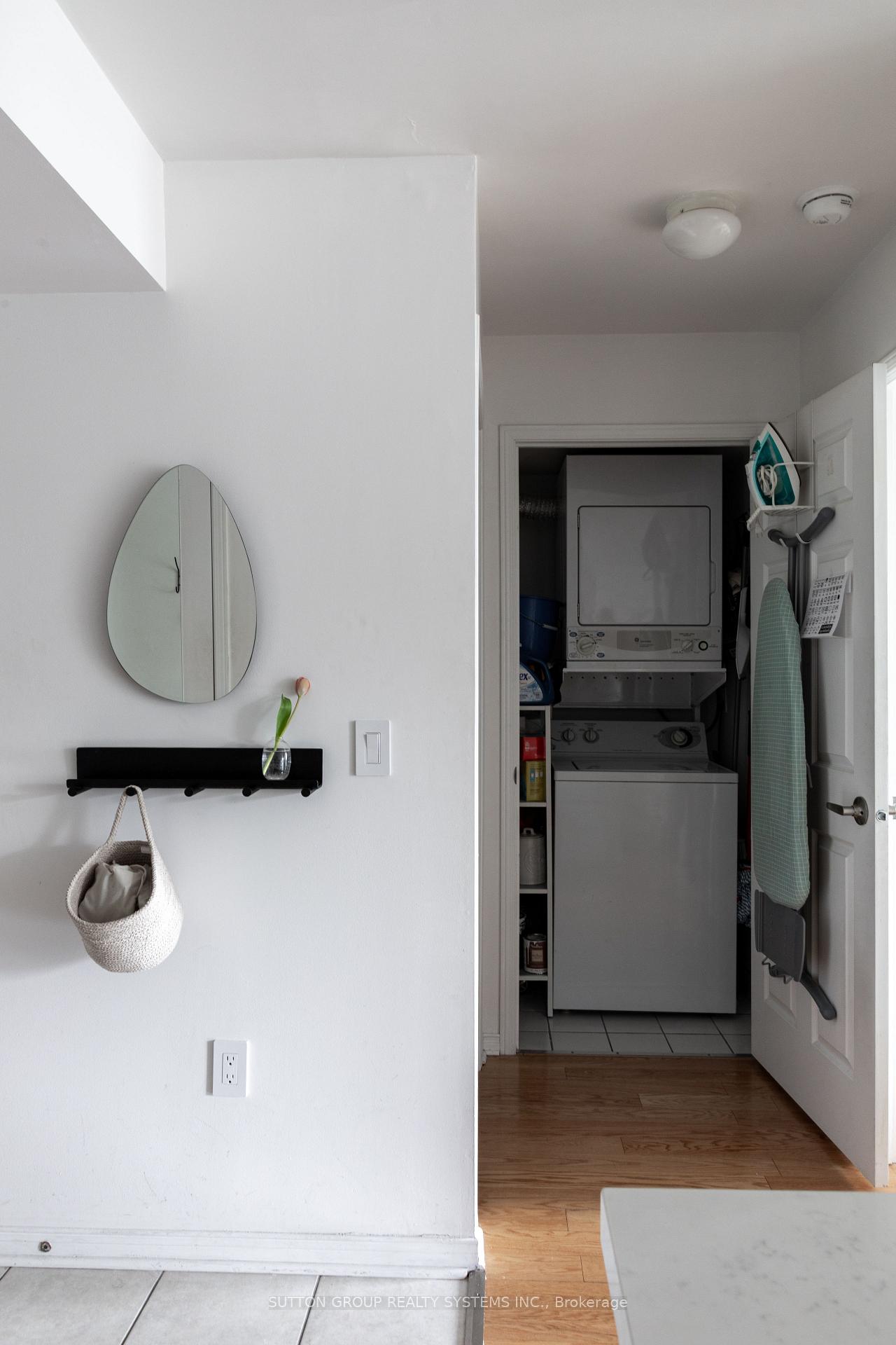 1 Bedroom Condo at 11 Michael Power, Toronto For sale