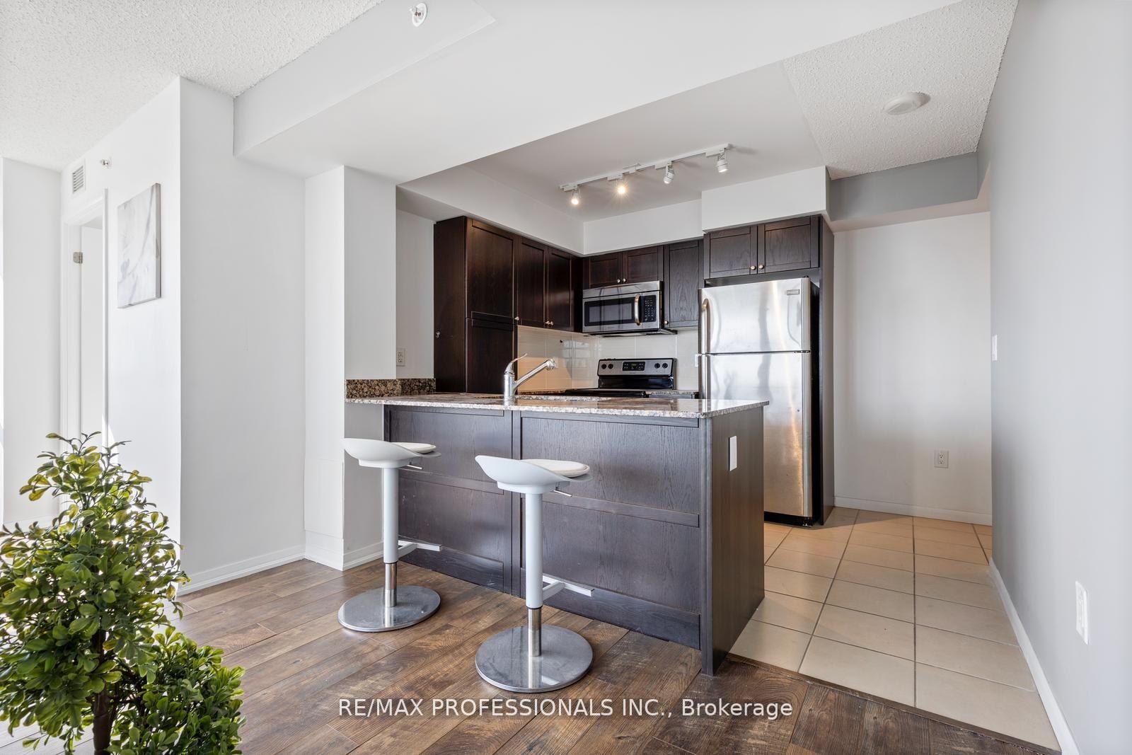 2 Bedrooms Condo at 800 Lawrence,  Toronto For sale