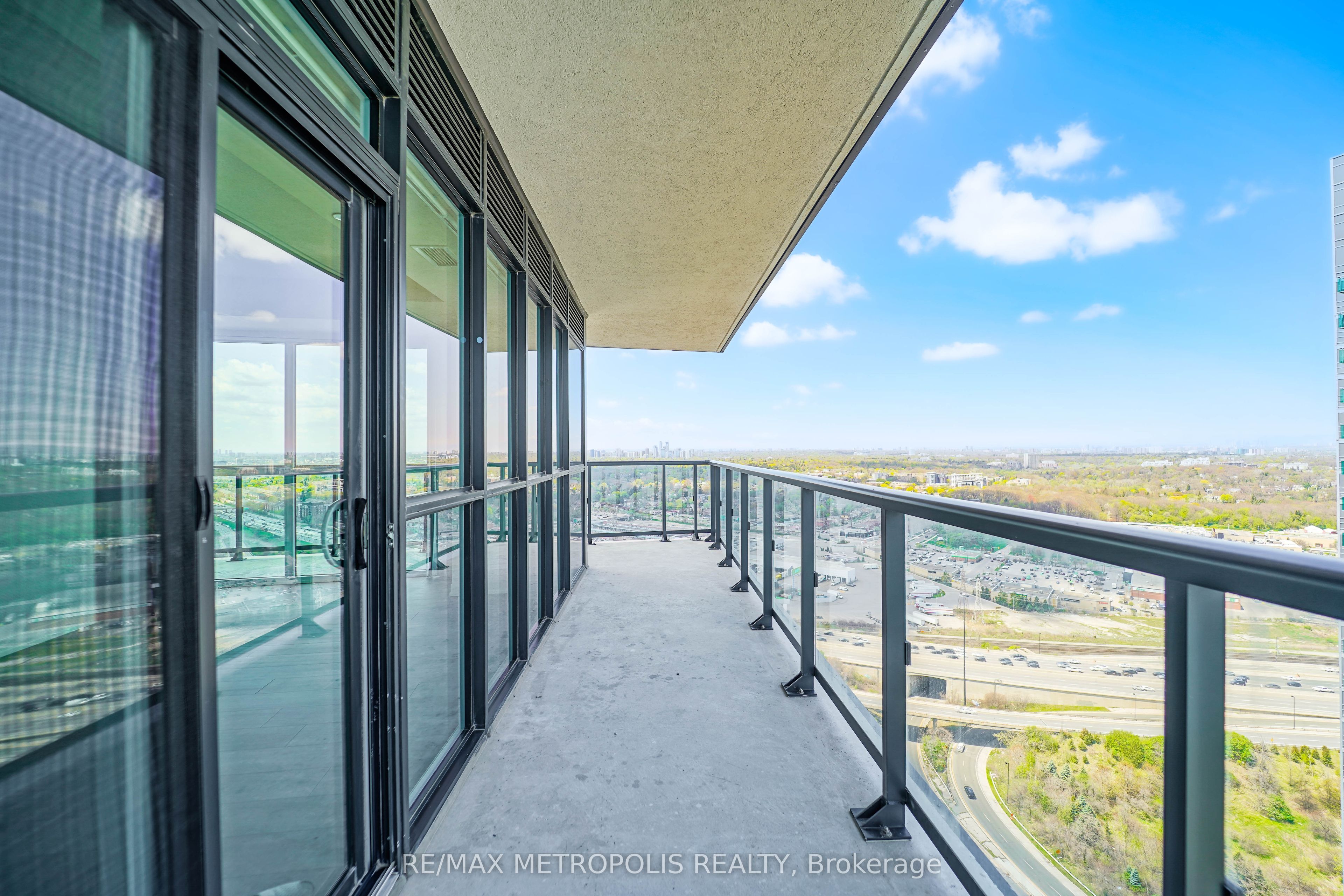 38 Annie Craig Drive, #3611
