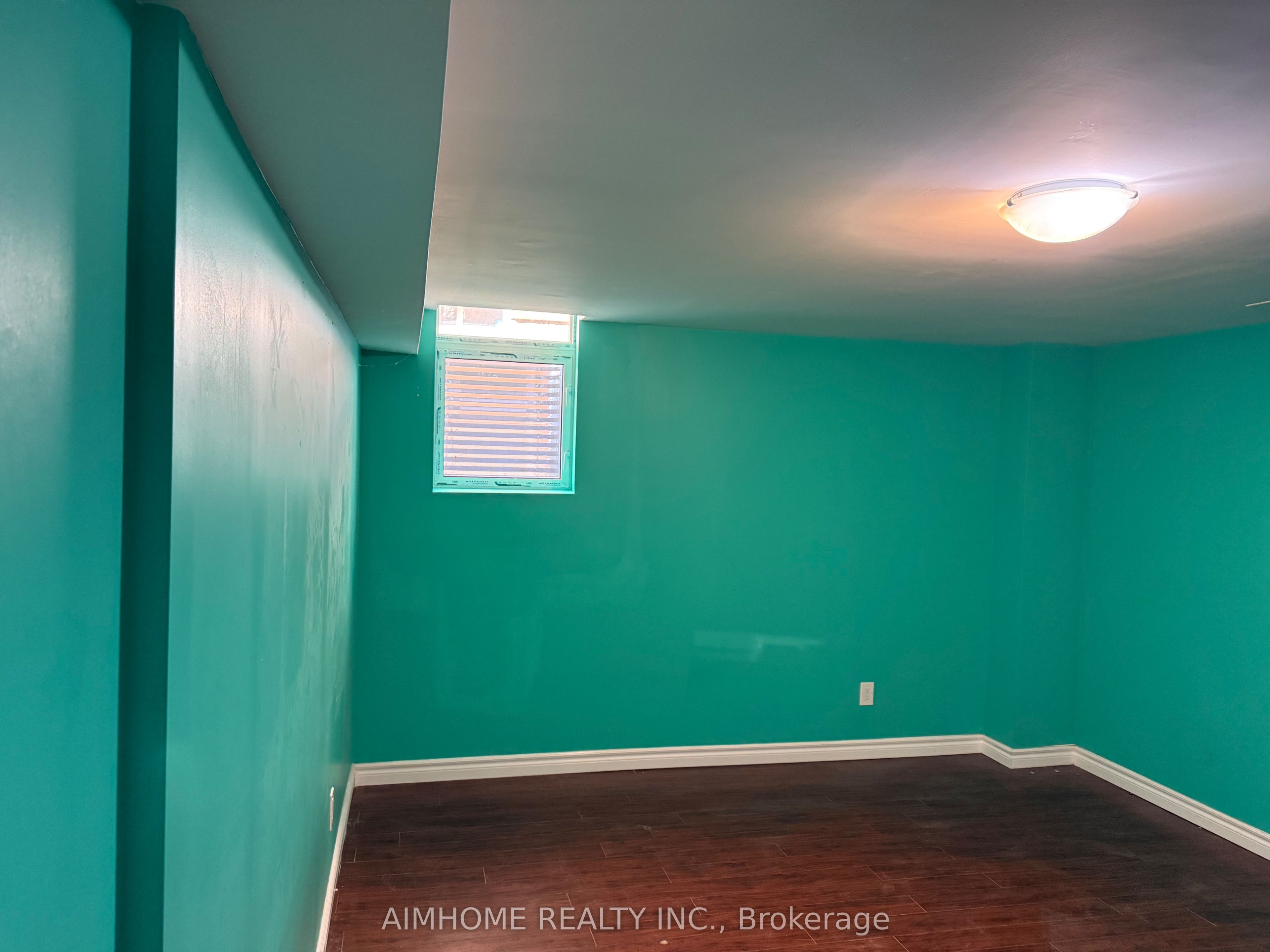 87 Nahani Way, #Lower
