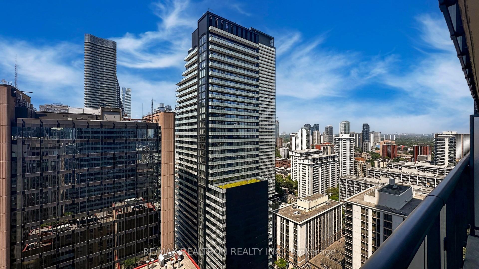Condo at 15 Grenville, Toronto For sale