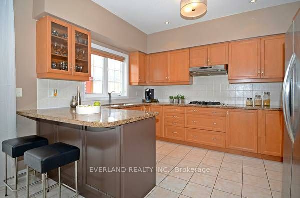 1bdr119 Alamo Heights Drive