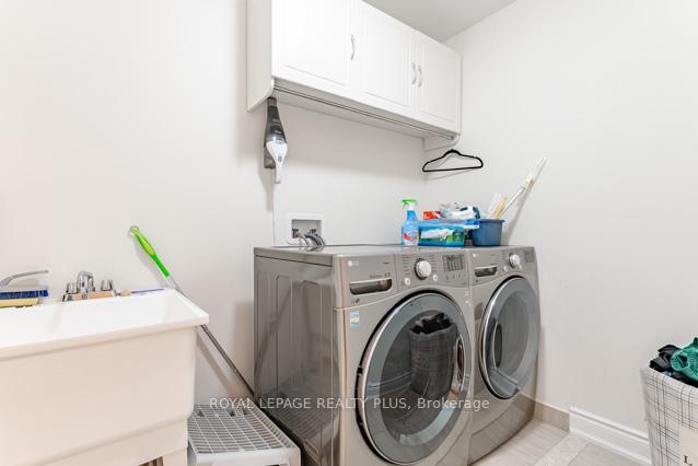 #156 – 12 Edward Horton Crescent, Toronto, ON M8Z 0E5