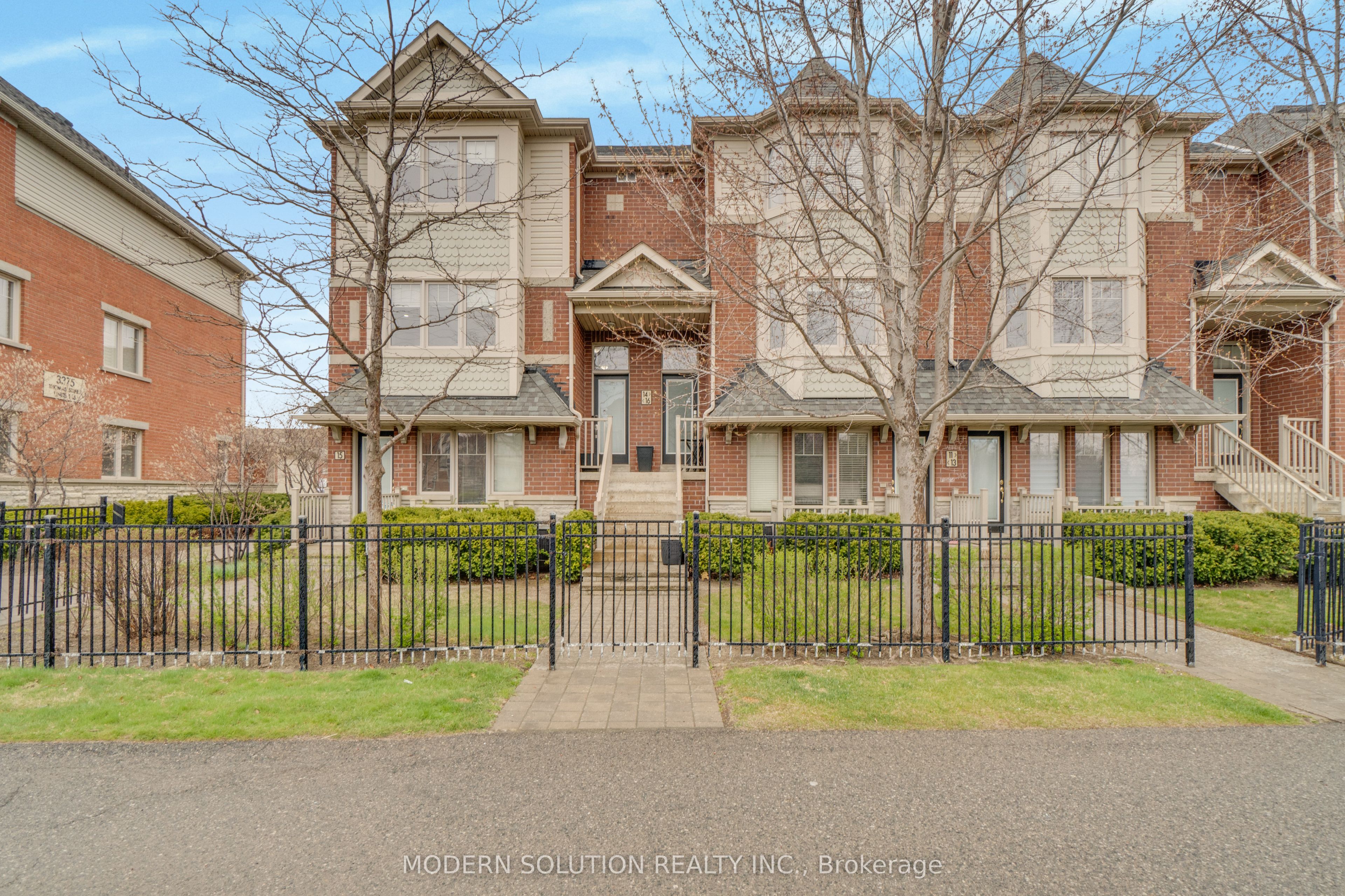 #16 - 3355 Thomas Street, Mississauga, ON L5M 0P7