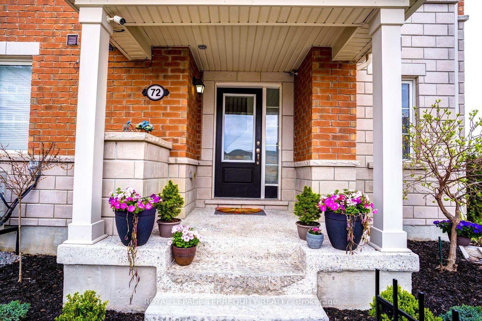 72 Fusilier Drive