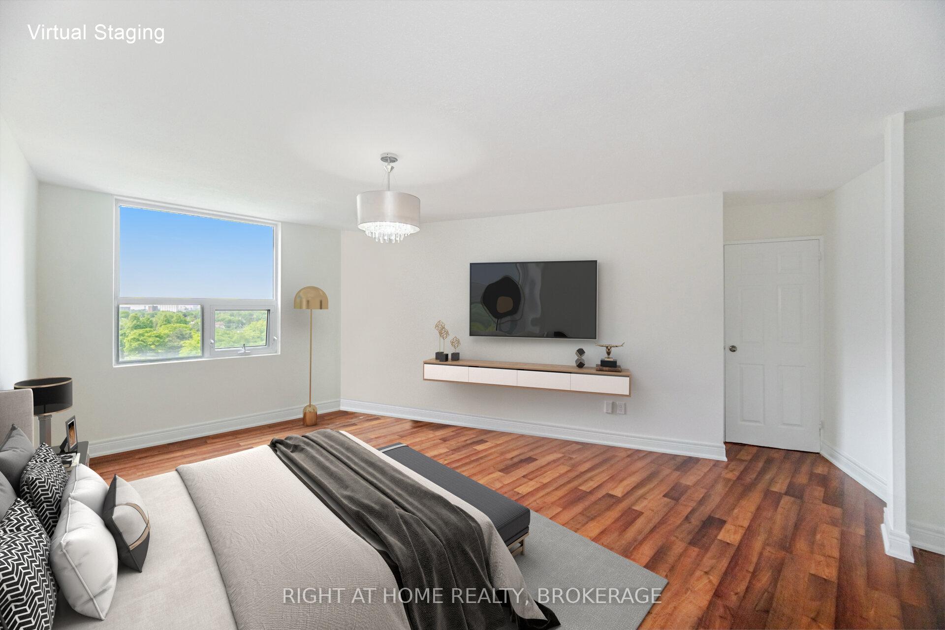 3 Bedrooms Condo at 714 The West Mall, Toronto For sale