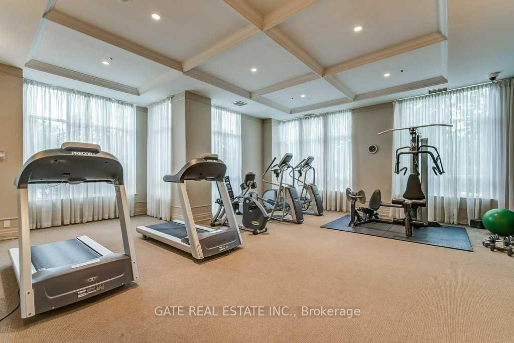 2 Bedrooms Condo at 38 Fontenay, Toronto For sale
