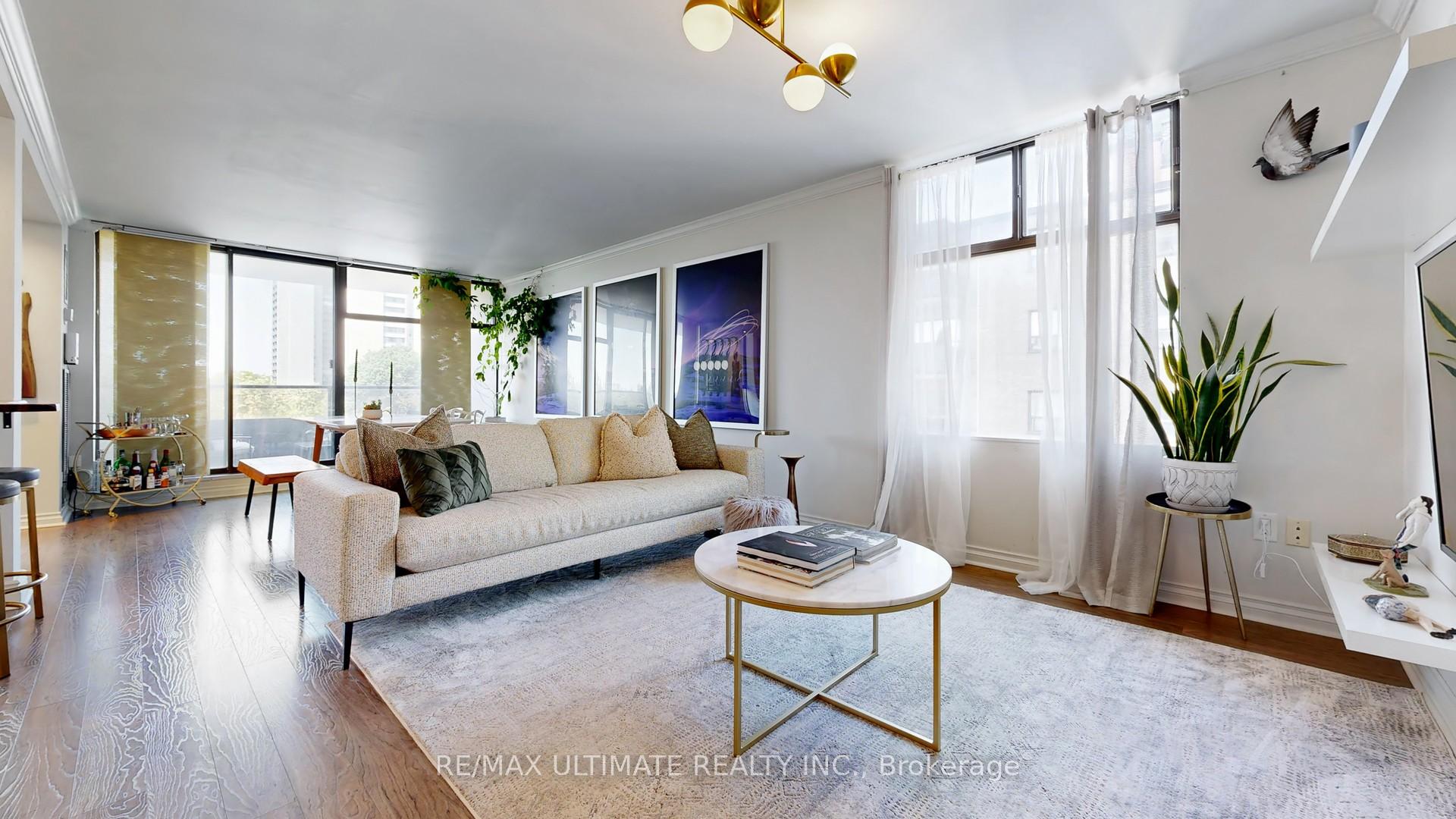 2 Bedrooms Condo at 135 Marlee, Toronto For sale