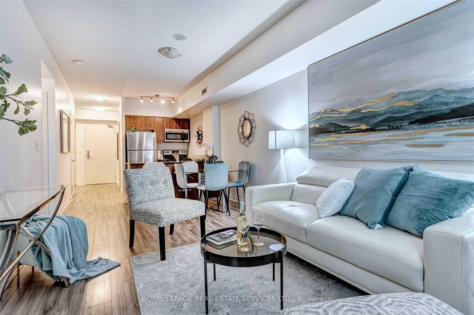 2 Bedrooms Condo at 59 East Liberty, Toronto For sale