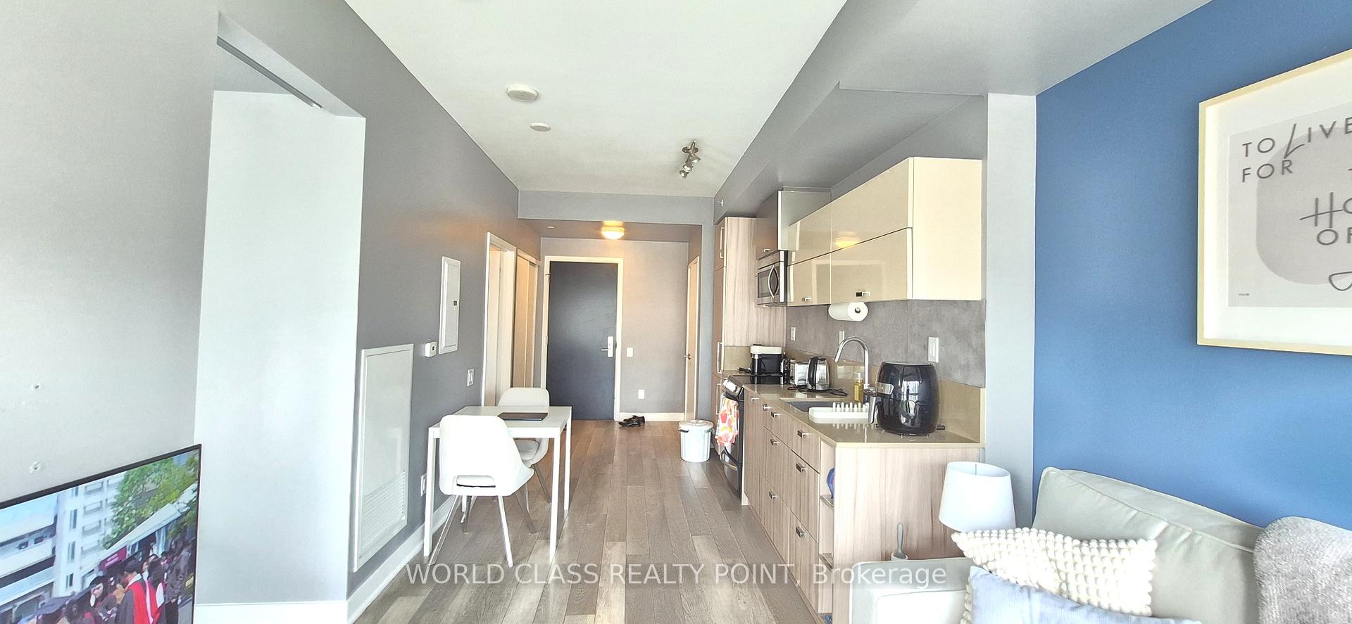 1 Bedroom Condo at 290 Adelaide, Toronto For sale
