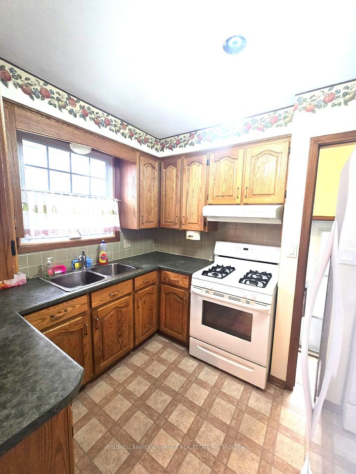 748 Parkdale Avenue ; MLS ID: X12078368