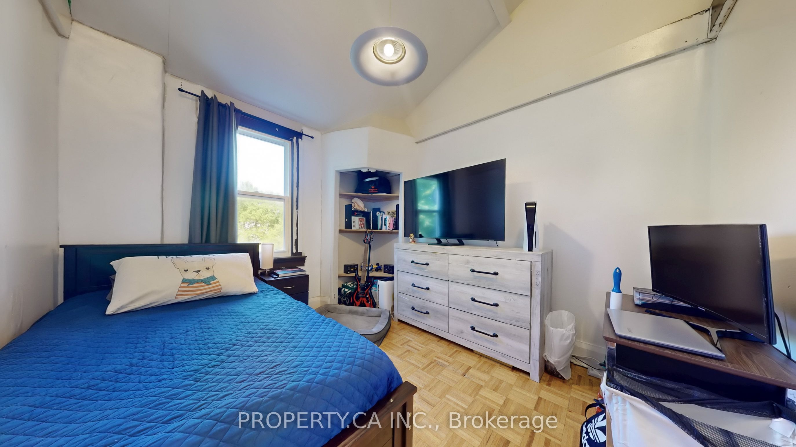 106 Park Road S