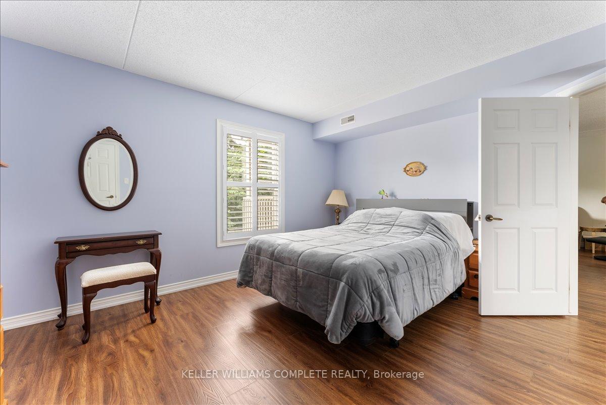 2 Bedrooms Condo at 2010 CLEAVER,  Burlington For sale