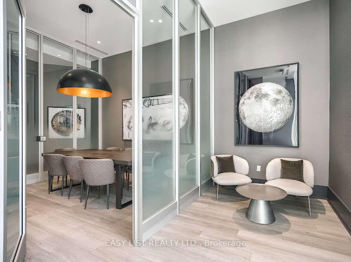 3 Bedrooms Condo at 250 Lawrence, Toronto For sale