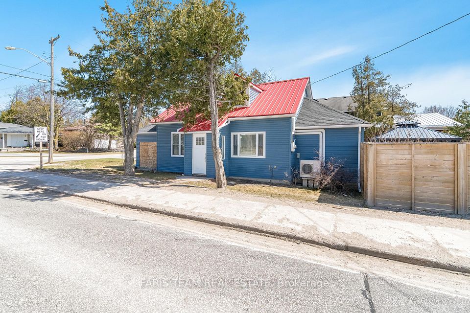 80 Huron
