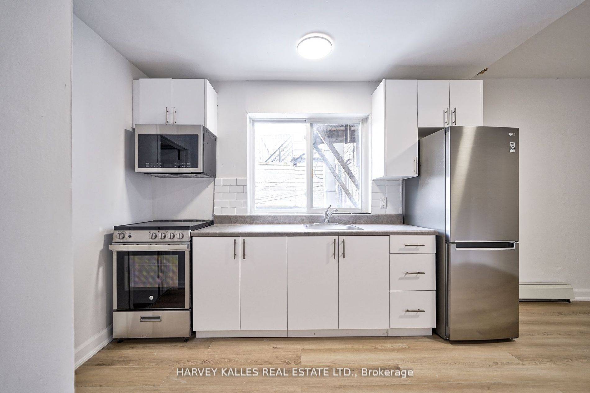 1046 Bathurst Street Unit 2