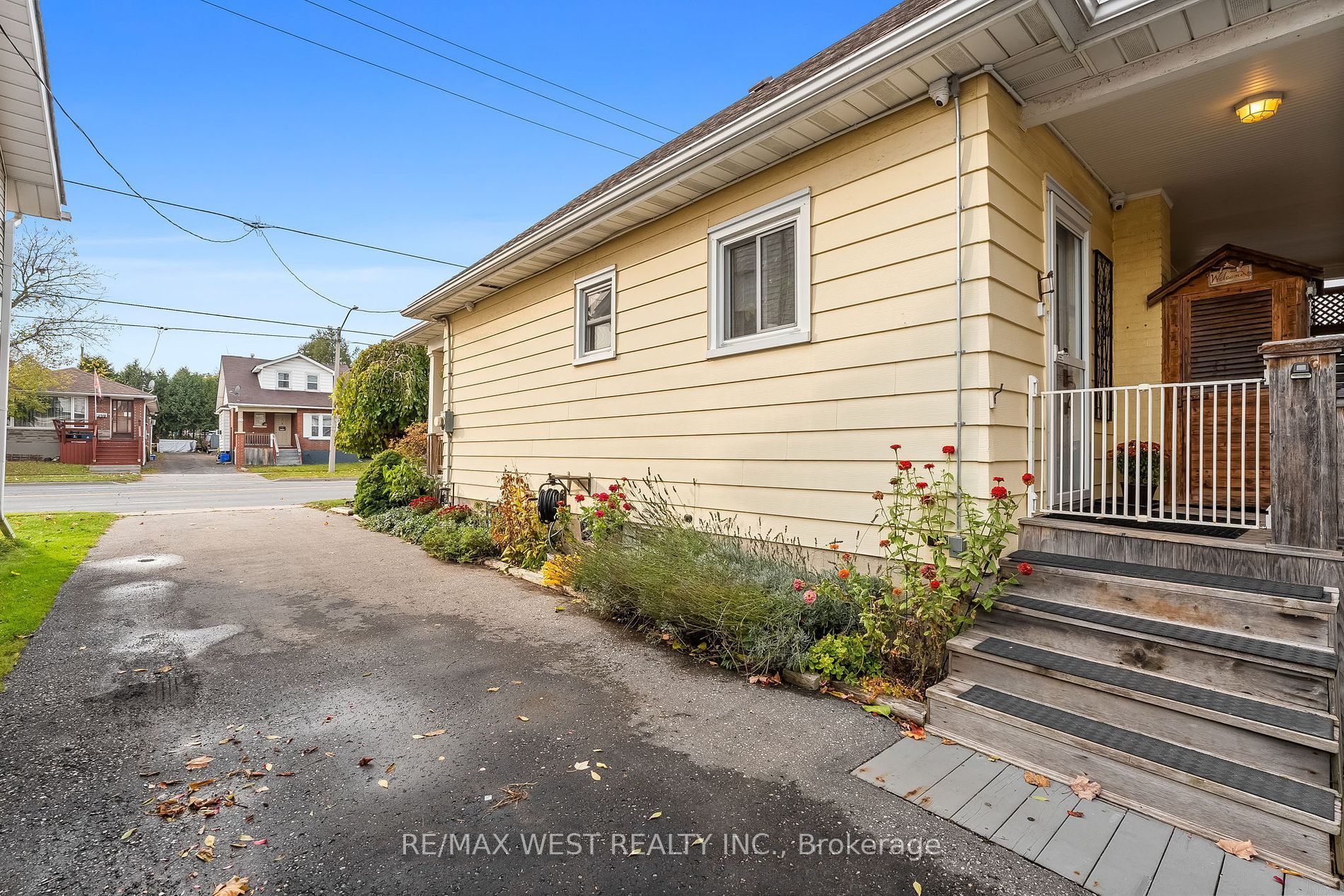 253 Ritson Road, Oshawa Central